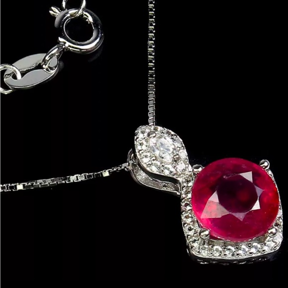 Genuine Ruby Pendant, Excellent Quality, 
1.5 CTW - Picture 2 of 2